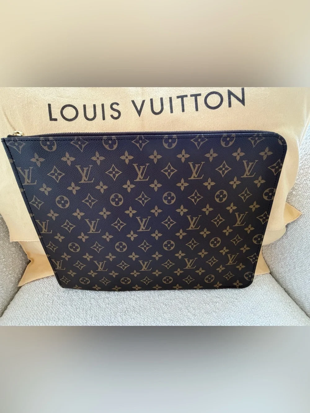 Authentic Louis Vuitton Monogram Zip Folio Clutch in Brown and Tan
